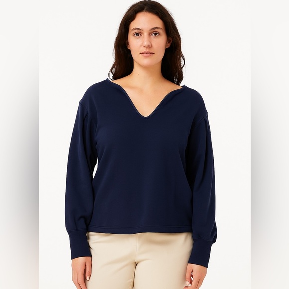 Navy blue vneck sweater - Picture 1 of 4